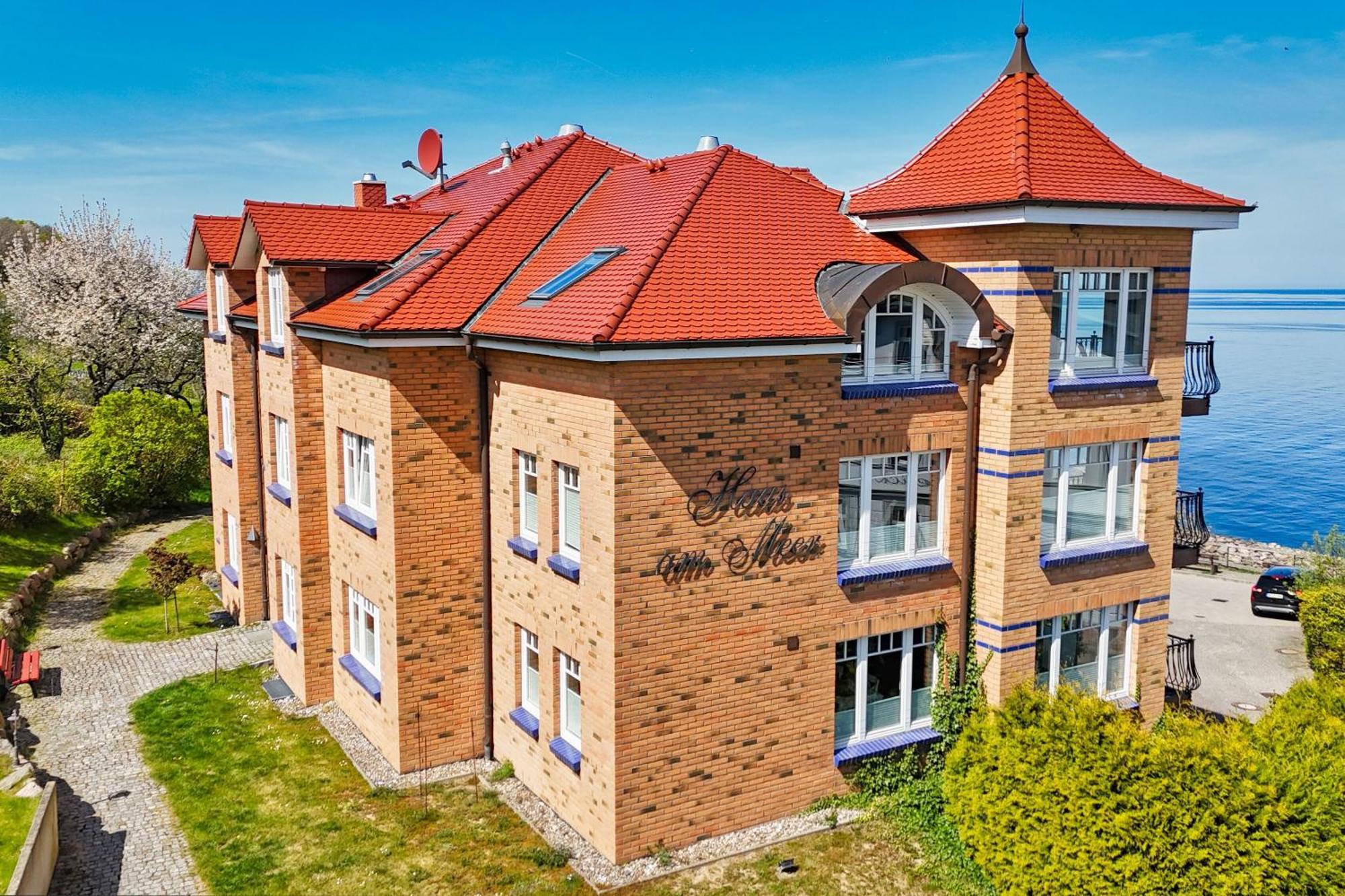 Ferienwohnung Mit Traumhaftem Meerblick - Haus Am Meer Fewo 11 Lohme Exterior foto